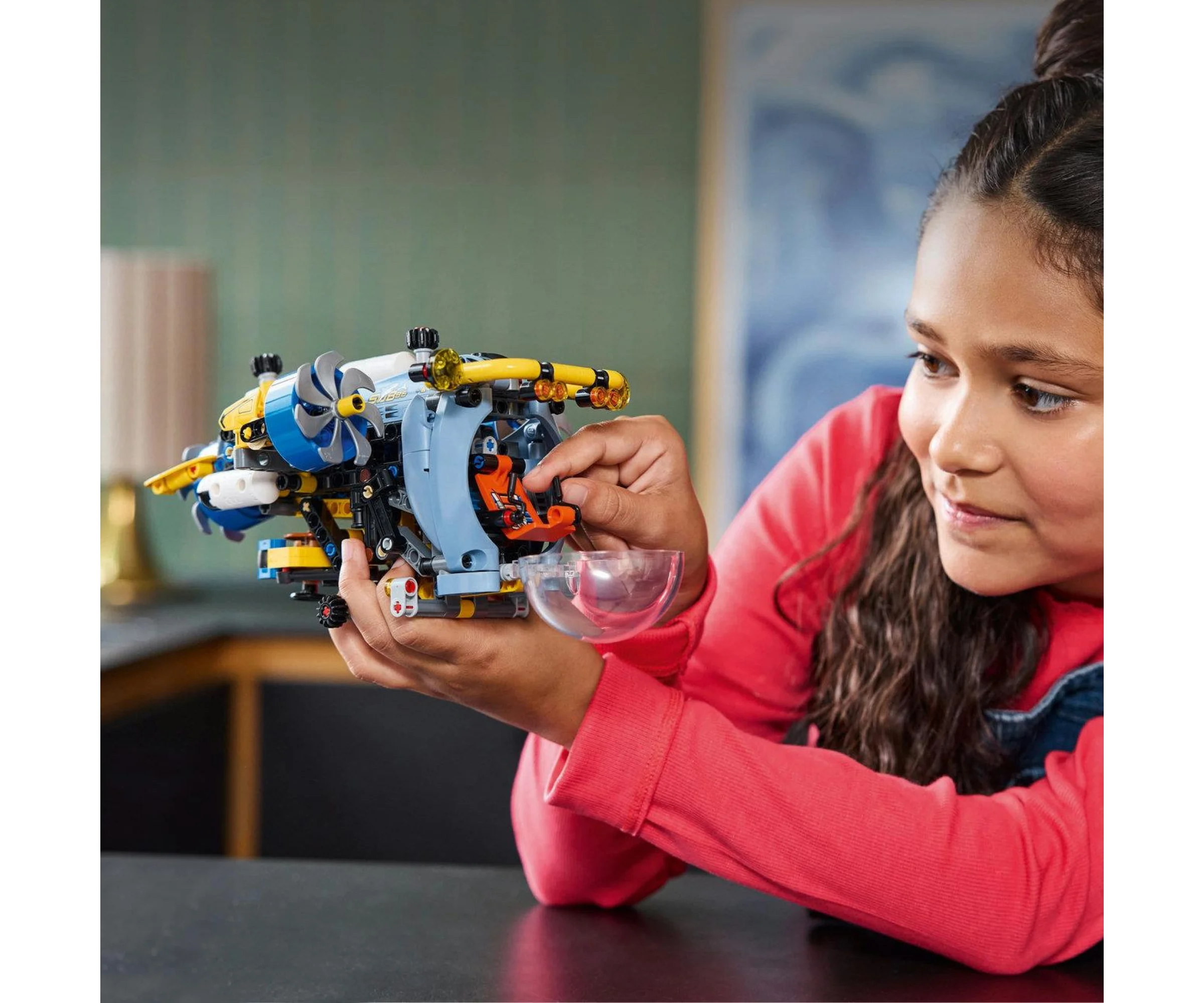 LEGO Technic 42201 Research Submarine thumbnail 4